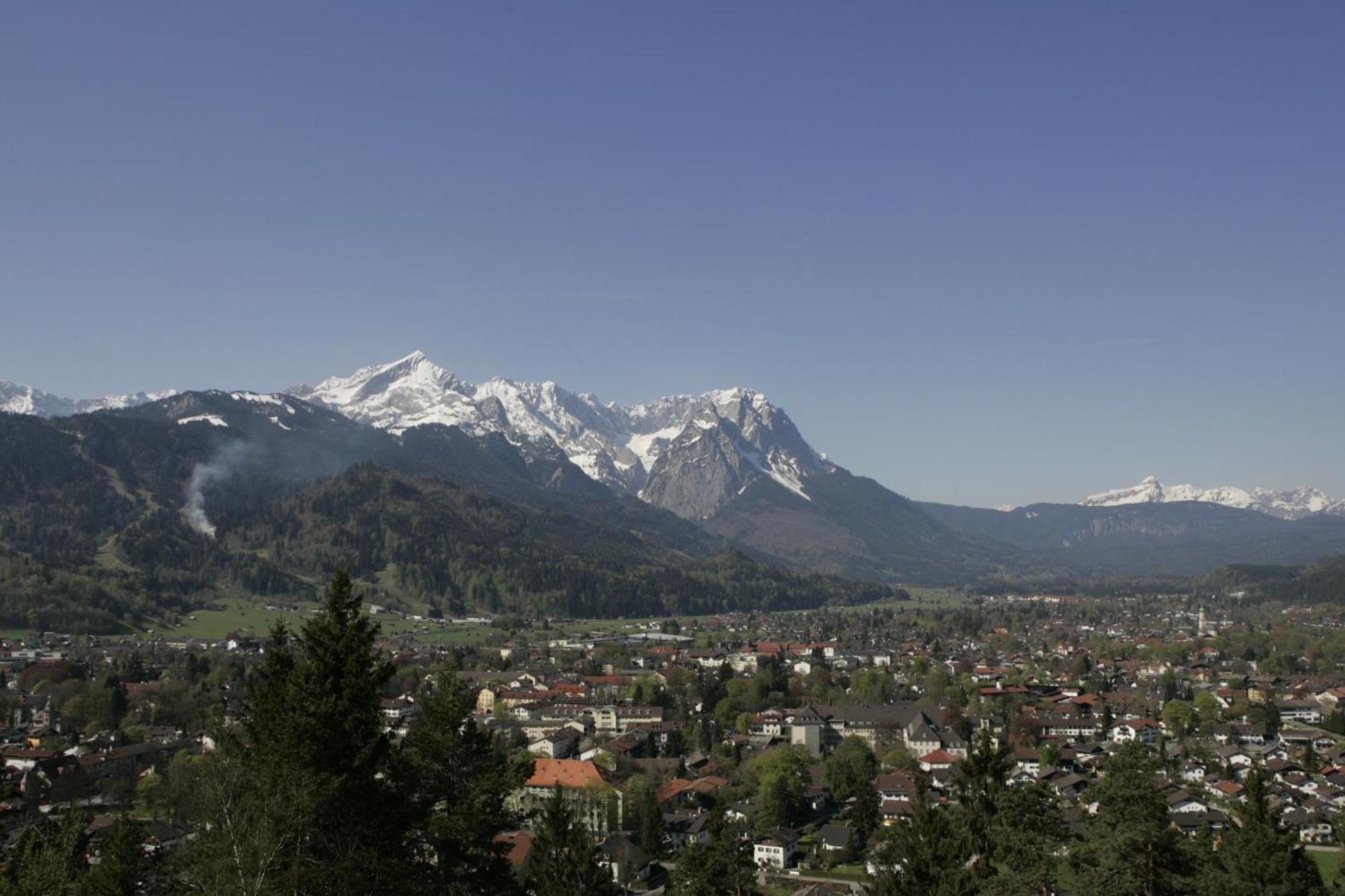 Landkomforthotel Panorama & Restaurant Bella Vista Garmisch-Partenkirchen Esterno foto